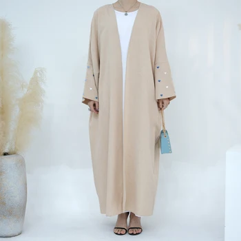Nadrozmerné Dubaj Abaya Tenkej látky Multi-farebné Srdce Výšivky Motýľ Rukávy Kimono Moslimských Žien Strany Kaftan Ramdan Islam